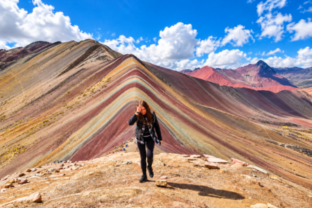 Montaña de Colores Vinicunca: La Joya Multicolor de los Andes Peruanos